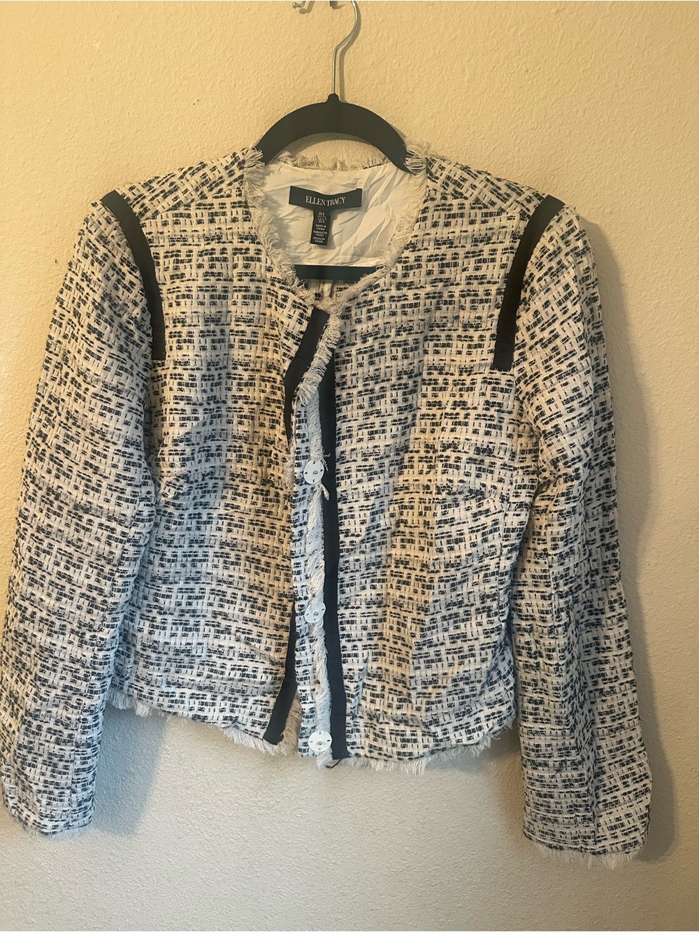 Ellen Tracy Black & White Tweed Cropped Jacket small